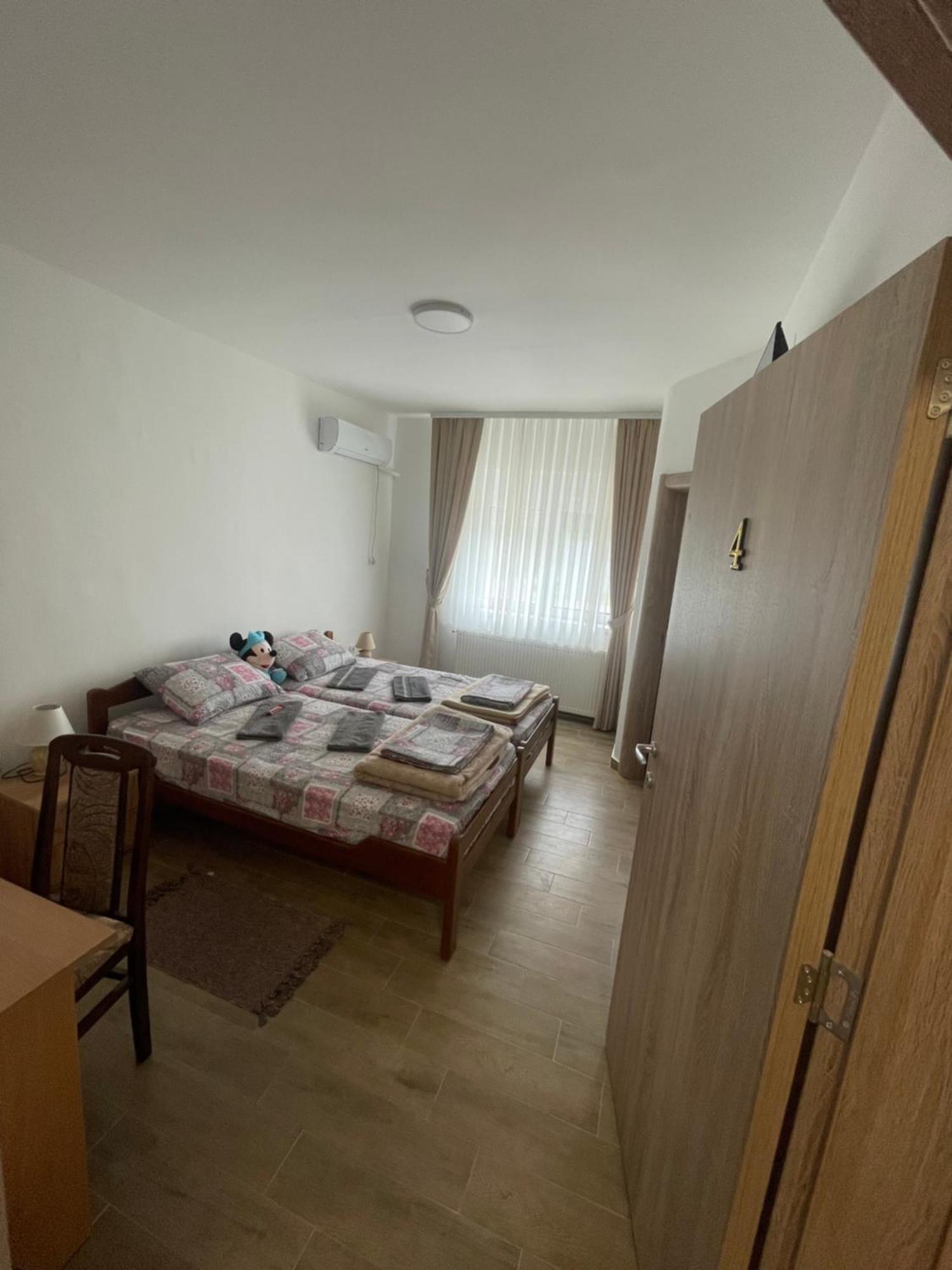 Hotel Zuta Osa Bela Crkva  Zewnętrze zdjęcie